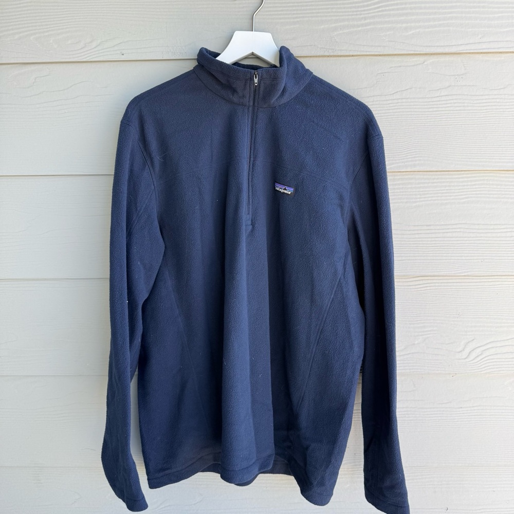Patagonia Men's Navy Pullover
